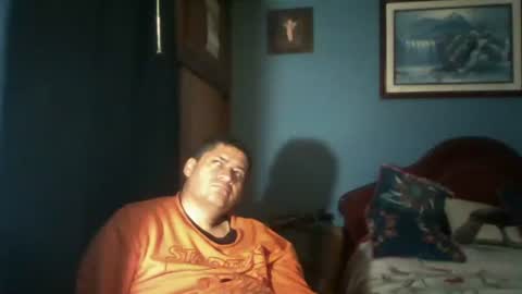 Snapshot of tender_eldelatienda chatting on 07/08/26, 11:31 Fabio Canavaro online show from 07/08/26, 11:31