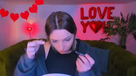 Lisa online show from 02/11/26, 01:38