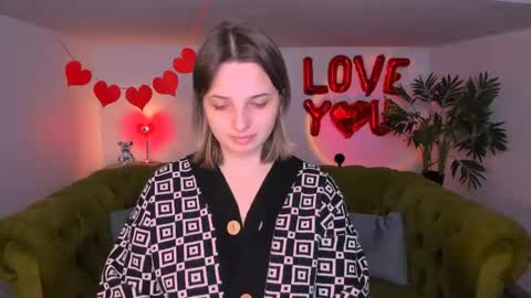 Lisa online show from 03/18/26, 01:36