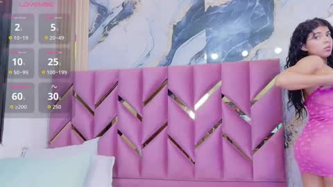 Tatiana online show from 11/15/25, 12:34