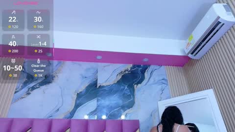 Tatiana online show from 11/25/25, 12:16