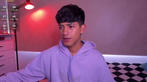 teo brown Independent model online show from 10/07/25, 12:35