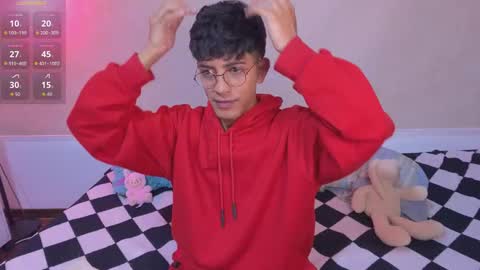 teo browny online show from 11/27/25, 12:51