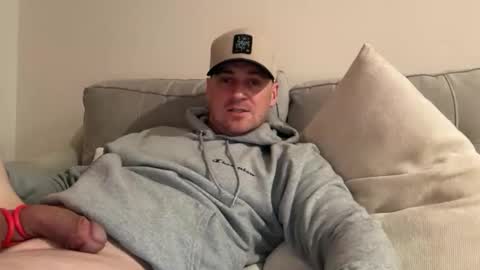 Snapshot of tequilaontherocks chatting on 02/15/26, 02:41 Tommy Boy online show from 02/15/26, 02:41