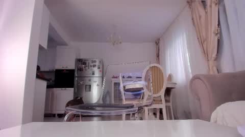 Snapshot of tequillasunrise1 chatting on 09/17/25, 01:24 tequillasunrise1 online show from 09/17/25, 01:24