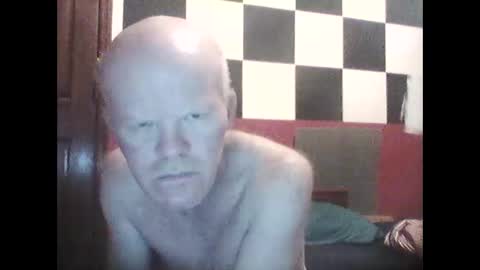 Snapshot of terdy2366 chatting on 11/24/25, 11:43 terdy2366 online show from 11/24/25, 11:43