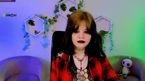 Snapshot of teresa_shy chatting on 06/17/26, 08:28 your love online show from 06/17/26, 08:28