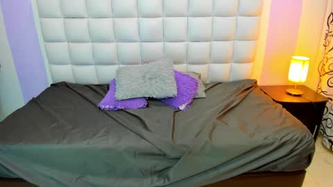 Teresa online show from 12/18/25, 12:11