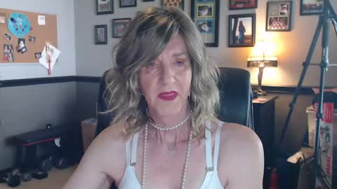 terilee59 online show from 05/19/26, 12:05