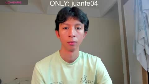 Juanfe  online show from 12/06/24, 04:03