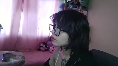 Terra Elowen online show from 06/17/26, 02:40