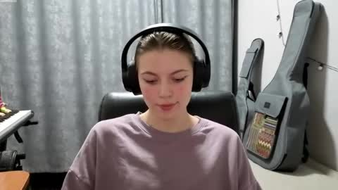 Anny Simpson online show from 05/06/26, 09:09