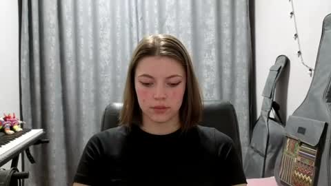 Anny Simpson online show from 05/15/26, 09:55