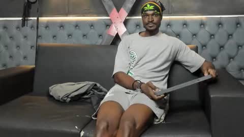 terranze_z online show from 11/14/25, 11:57