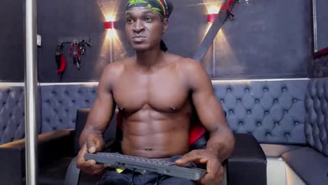 terranze_z online show from 03/18/26, 07:39