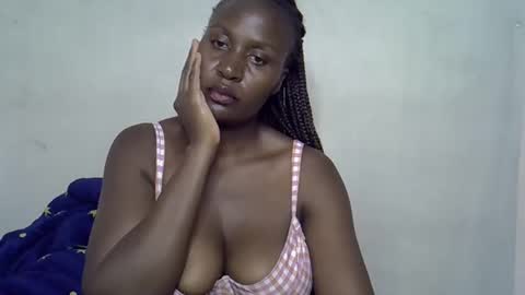 terriam online show from 12/03/25, 11:14