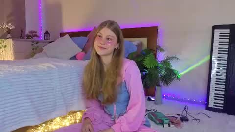 Jess online show from 07/05/26, 08:21