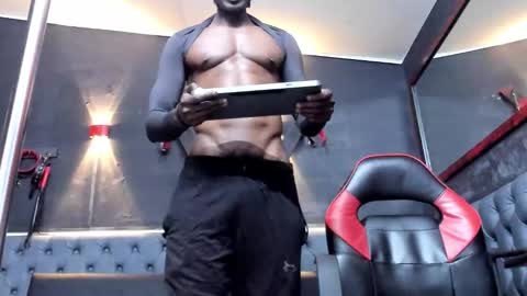 terry_zyzz online show from 02/07/26, 09:29