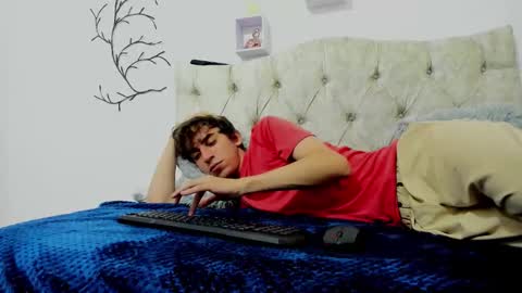 terrygrace online show from 11/12/25, 07:35