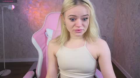 Tessa online show from 04/21/26, 12:56