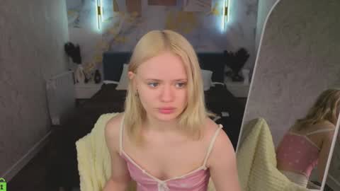 Tessa online show from 06/04/26, 09:15