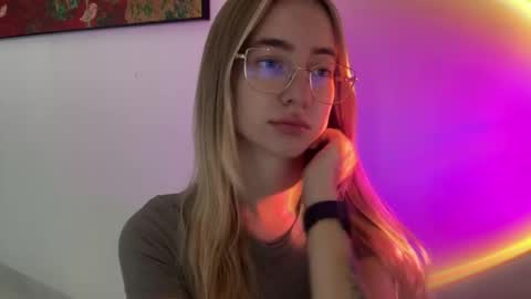 tessa_calmness online show from 05/15/26, 04:41