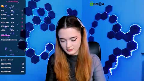 Snapshot of tessa_tea chatting on 12/04/25, 08:17 tessa_tea online show from 12/04/25, 08:17