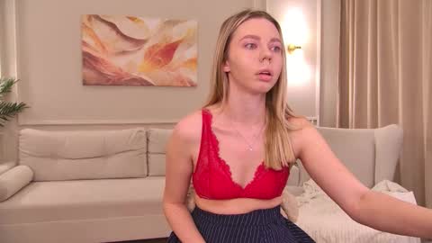 tessaadorablee online show from 03/08/26, 06:39