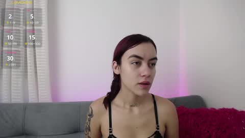 Snapshot of tessafoxie chatting on 05/21/26, 11:28 Tessa foxie online show from 05/21/26, 11:28