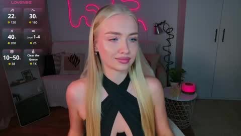 TessaHamilton online show from 05/29/26, 12:14