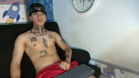 Snapshot of tessarion_black chatting on 06/25/26, 05:12 Tessarion online show from 06/25/26, 05:12