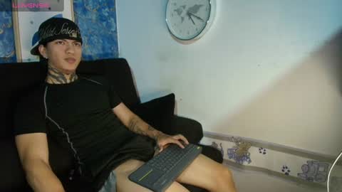 Snapshot of tessarion_black chatting on 07/05/26, 04:19 Tessarion online show from 07/05/26, 04:19
