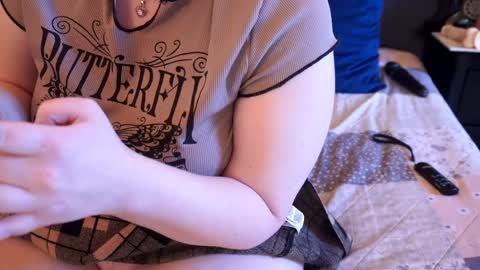 Snapshot of tessawinter chatting on 04/08/26, 03:56 Tessa online show from 04/08/26, 03:56