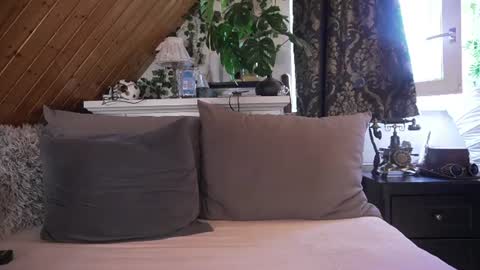 Tessa online show from 07/28/26, 03:21