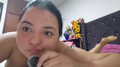 tessa y leo online show from 06/19/26, 01:59