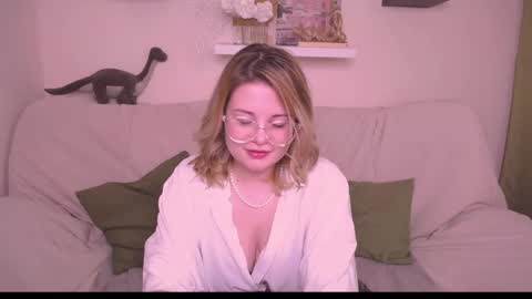 TESSA online show from 12/26/24, 07:03