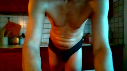 Snapshot of testosterone20222 chatting on 12/19/25, 11:17 Testosterone20 online show from 12/19/25, 11:17