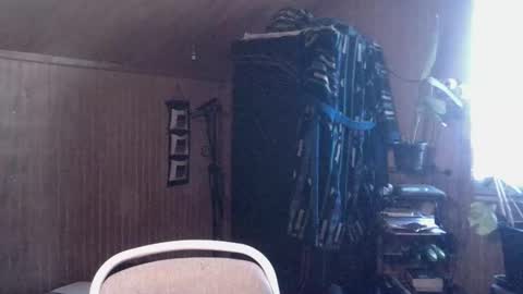 Snapshot of testotease chatting on 01/08/25, 07:56 Milo online show from 01/08/25, 07:56