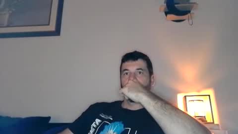 Snapshot of texasfried chatting on 12/20/25, 01:02 MauiMinded808 online show from 12/20/25, 01:02