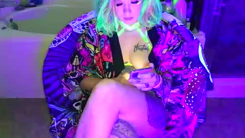 Snapshot of texaspregogrllll chatting on 06/03/26, 02:33 TEXASGIRLLLL online show from 06/03/26, 02:33