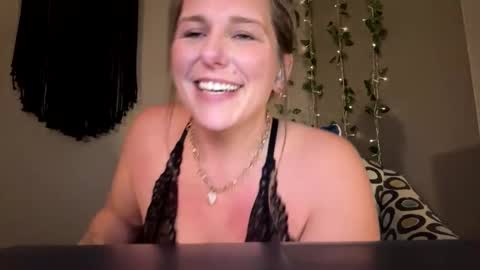 Snapshot of texasprincessk chatting on 10/16/25, 06:42 texasprincessk online show from 10/16/25, 06:42