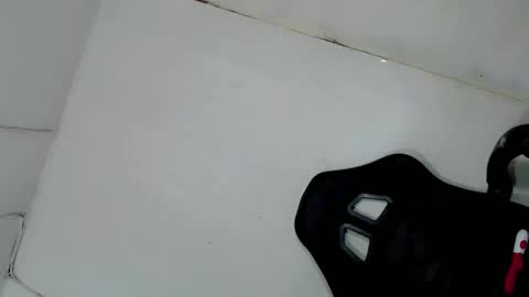 Luna online show from 02/10/25, 03:46