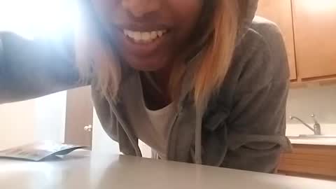 Snapshot of tgirlfairy chatting on 12/15/24, 08:19 sexi lexi online show from 12/15/24, 08:19