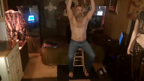 Snapshot of tha_commander69 chatting on 01/11/25, 06:12 tha Commander69 online show from 01/11/25, 06:12