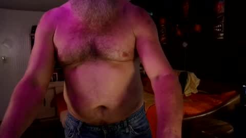 Snapshot of tha_commander69 chatting on 03/11/25, 01:34 tha Commander69 online show from 03/11/25, 01:34