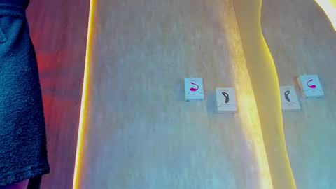 thaddeus king online show from 02/11/25, 11:54