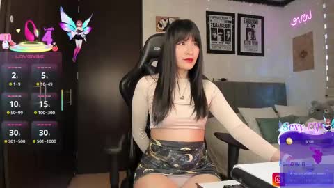 Snapshot of thaeltaylor chatting on 03/04/25, 06:29  Thael online show from 03/04/25, 06:29