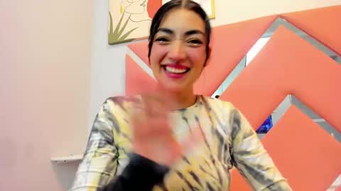 Snapshot of thailycherry chatting on 02/28/25, 08:28 Thaily online show from 02/28/25, 08:28