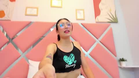 Snapshot of thailycherry chatting on 03/07/25, 07:38 Thaily online show from 03/07/25, 07:38