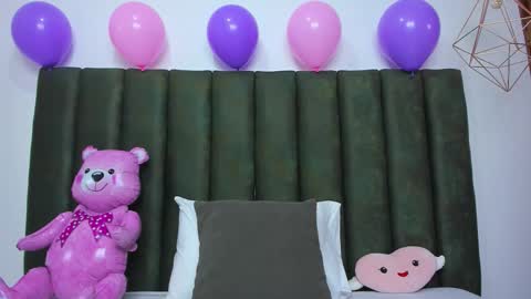 Snapshot of thailycherry chatting on 10/14/25, 07:47 Thaily online show from 10/14/25, 07:47